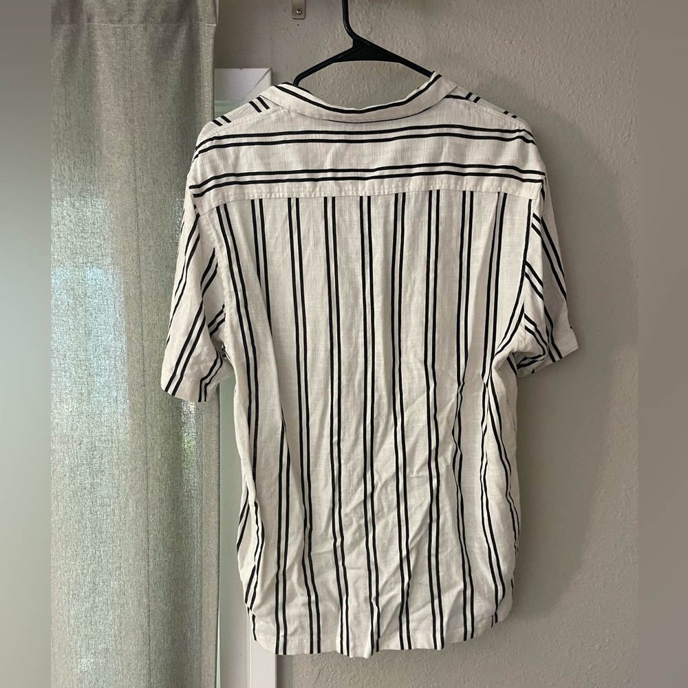 Zara Shirt - Picture 2 of 3